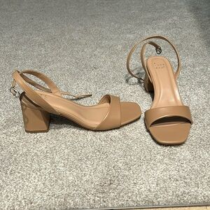 Women’s Nude Heel